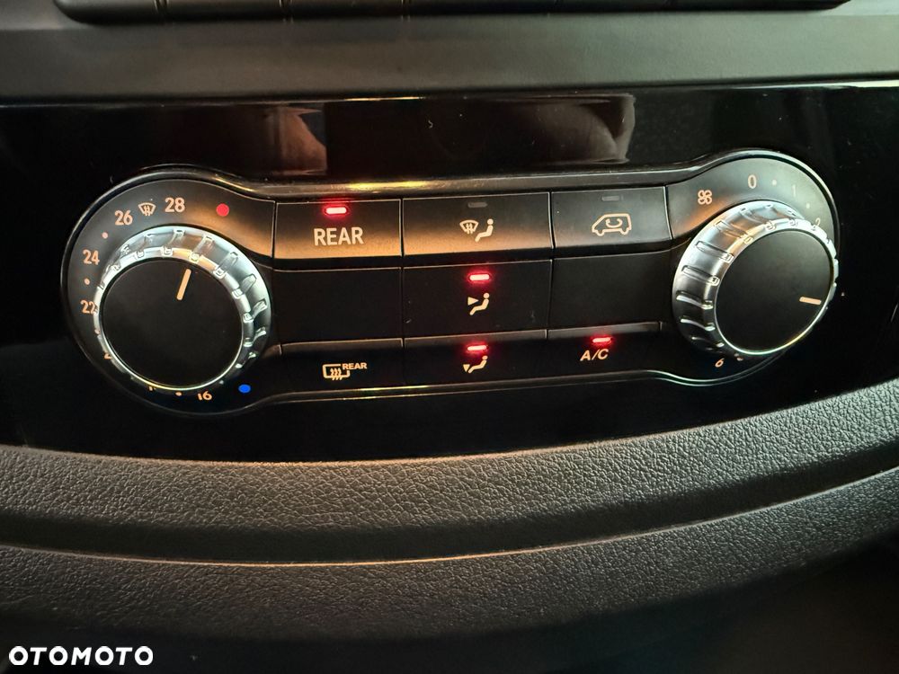 Mercedes-Benz Vito Tourer Lang PRO - 27