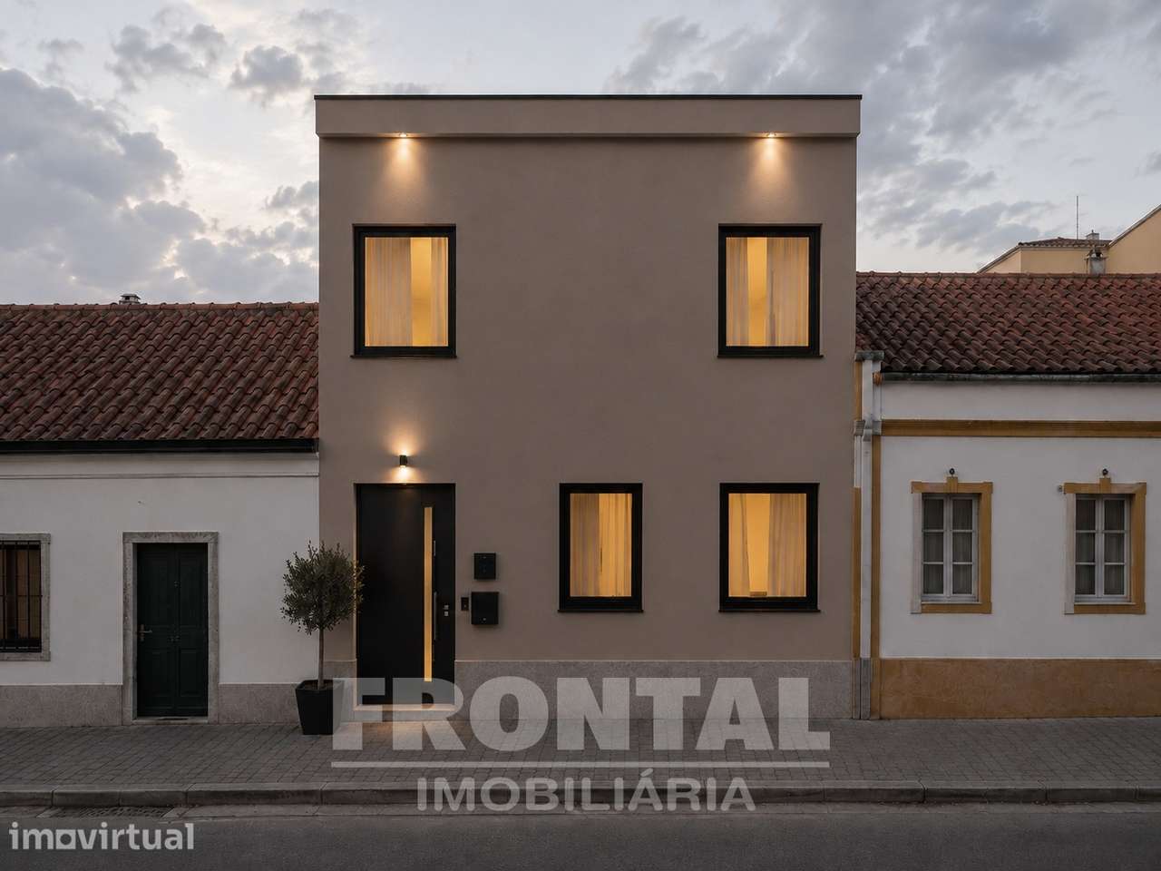 Moradia para Remodelação Total | PIP Aprovado - Grande imagem: 2/13