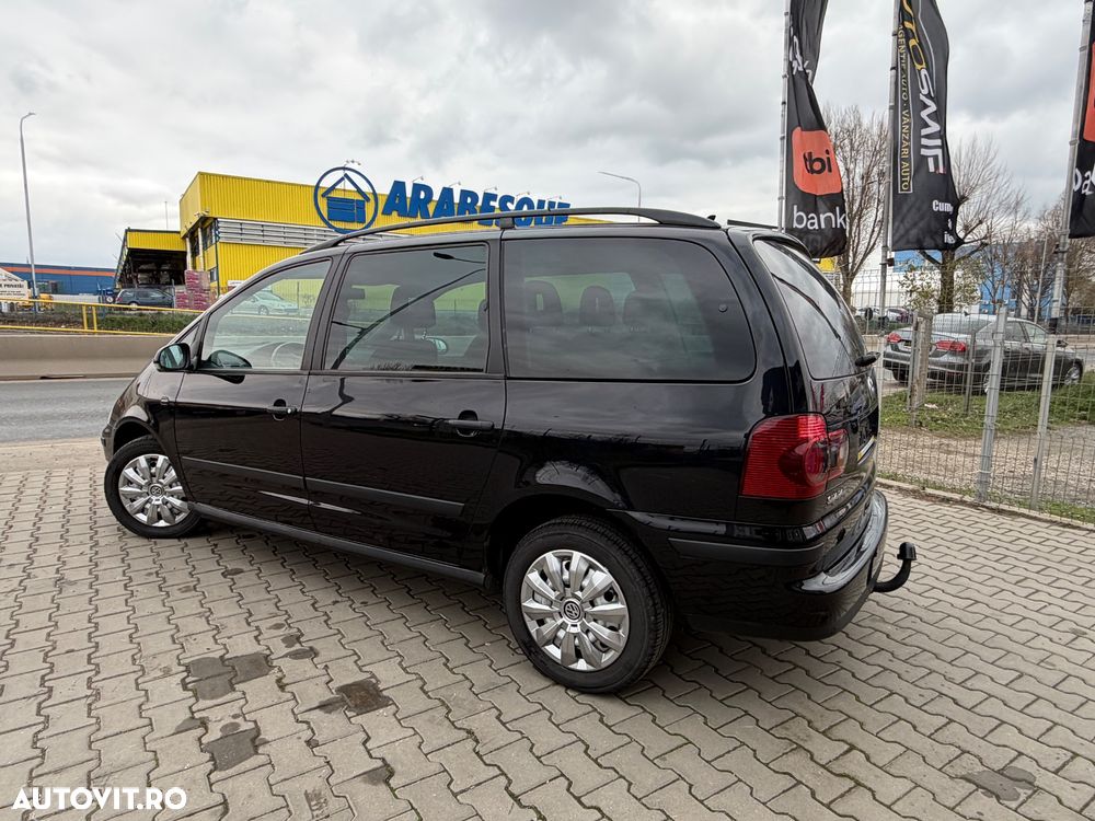 Volkswagen Sharan 2.0 TDI DPF BlueMotion Comfortline - 4