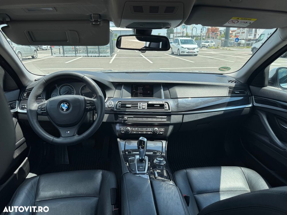 BMW Seria 5 525d Sport-Aut. Modern Line - 13