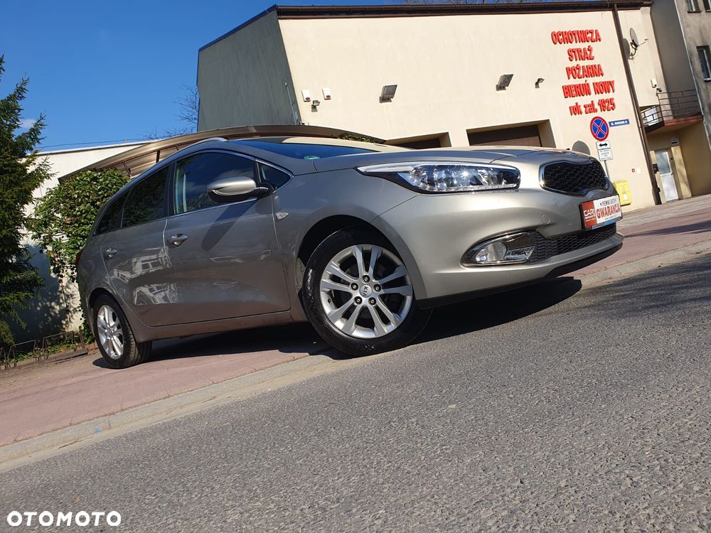 Kia Ceed 1.6 GDI Spirit - 33