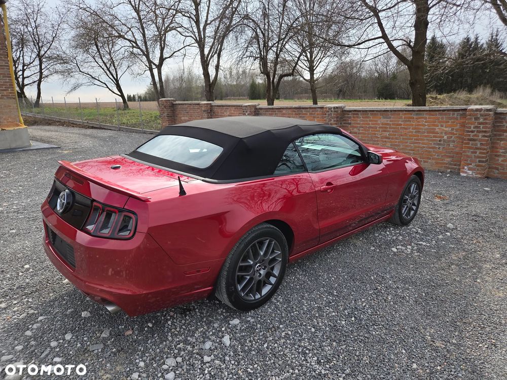Ford Mustang 3.7 V6 Premium - 27