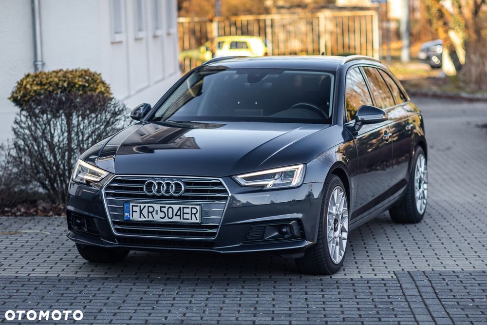 Audi A4 Avant 2.0 TDI S tronic - 1