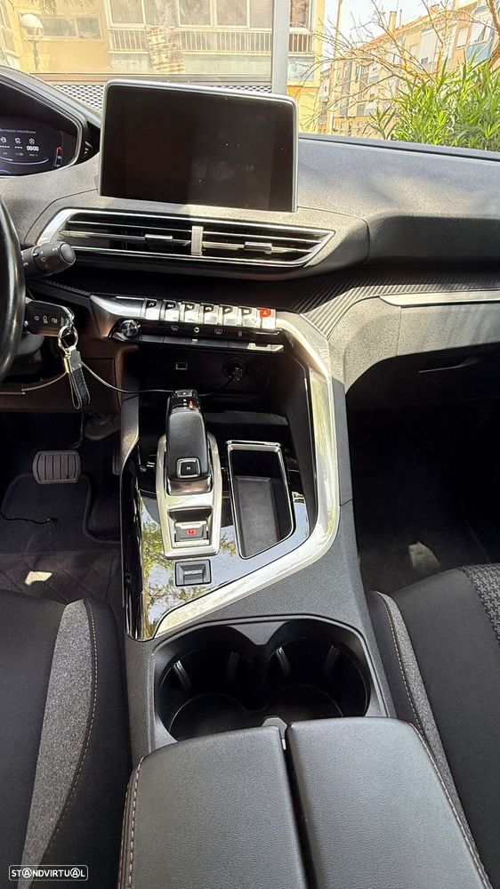 Peugeot 5008 BlueHDI 130 EAT8 Active Pack - 18