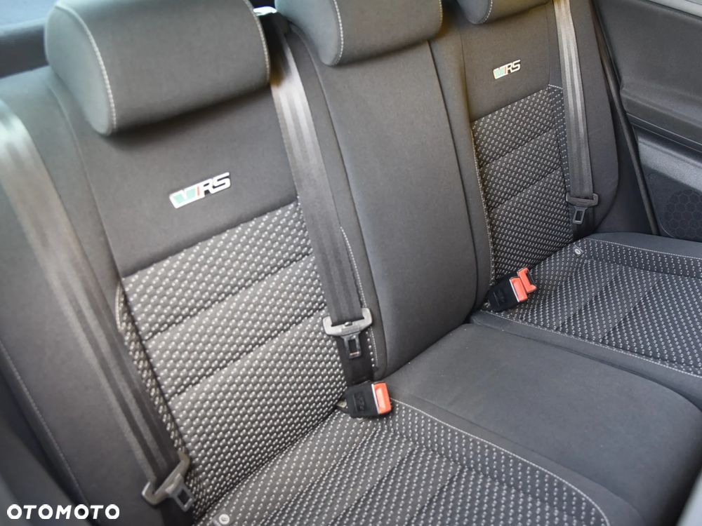 Skoda Fabia 1.4 TSI DSG RS - 19