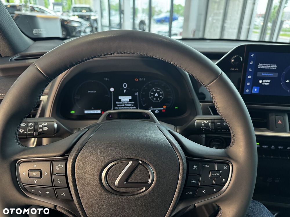 Lexus UX 300h F Sport Design - 13