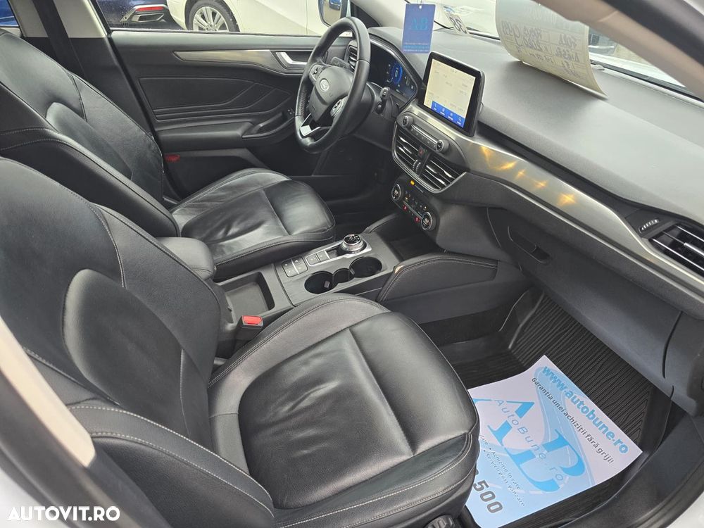 Ford Focus 1.5 EcoBlue Connected - 13