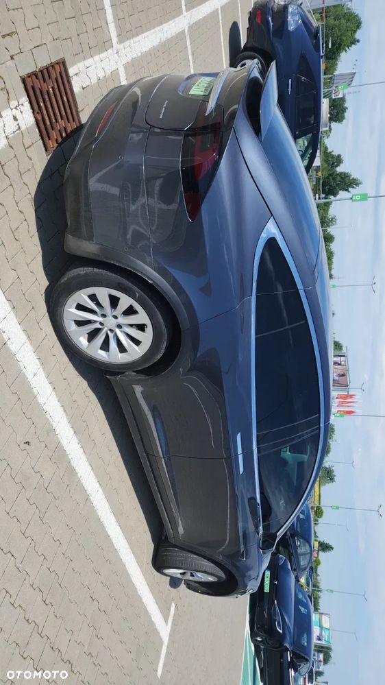Tesla Model X Long Range Plus - 7
