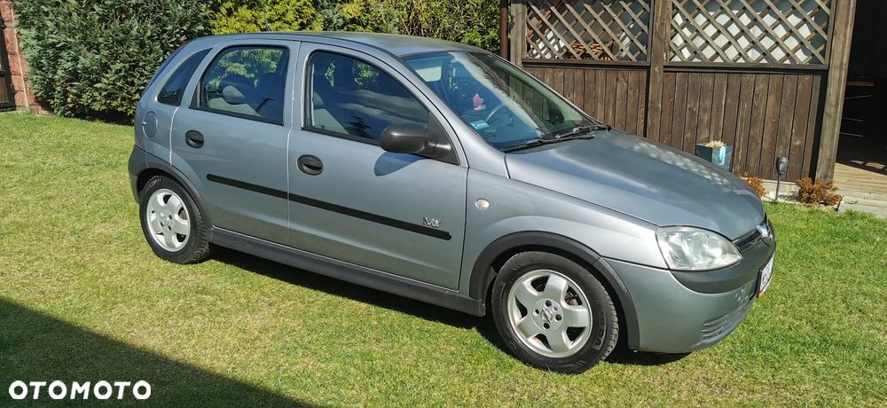 Opel Corsa 1.2 16V Enjoy - 1