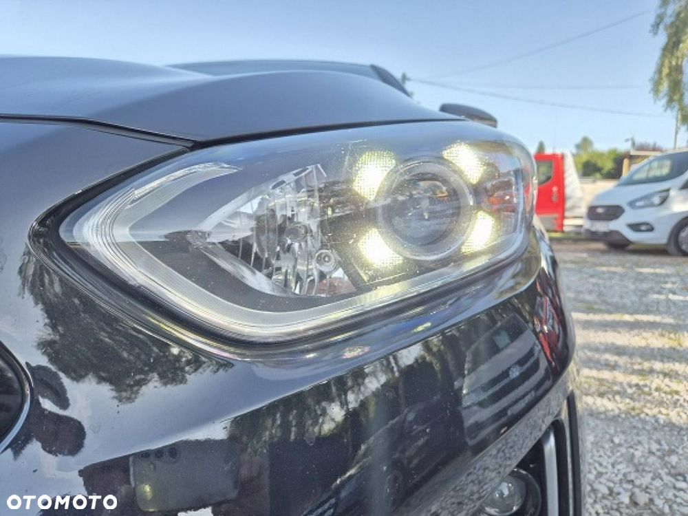 Kia Ceed - 8