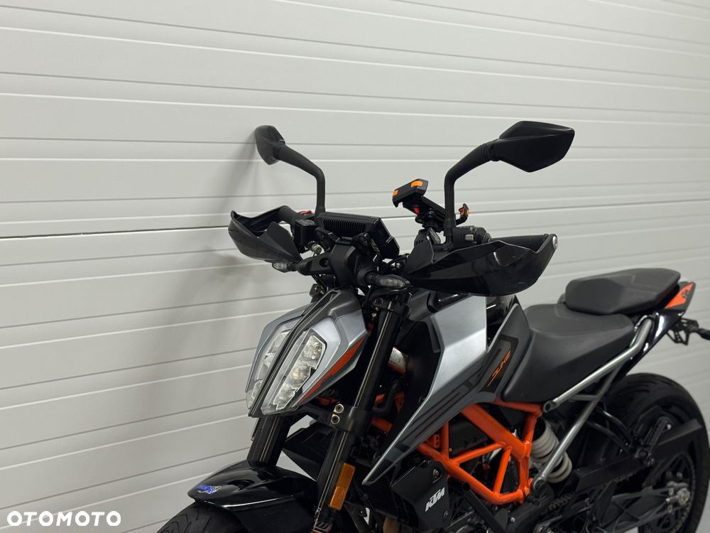 KTM Duke - 19