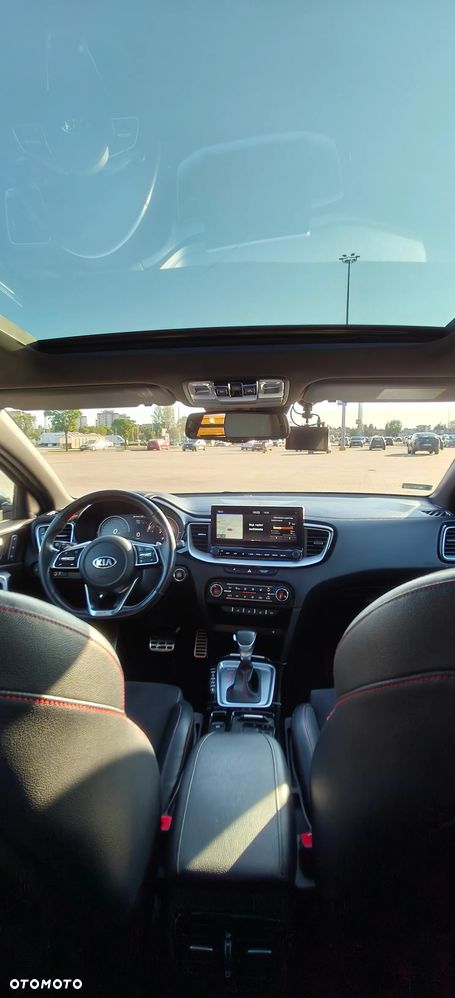 Kia Ceed - 30