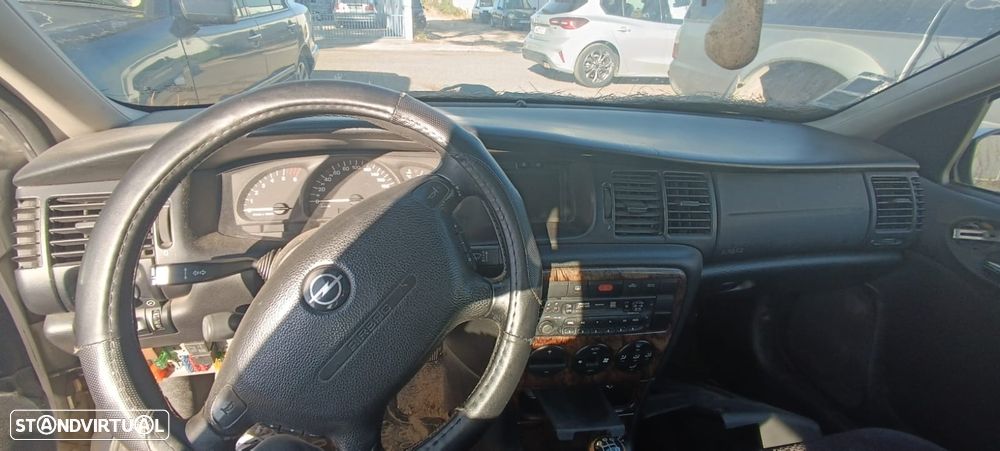 Opel Vectra Caravan - 5