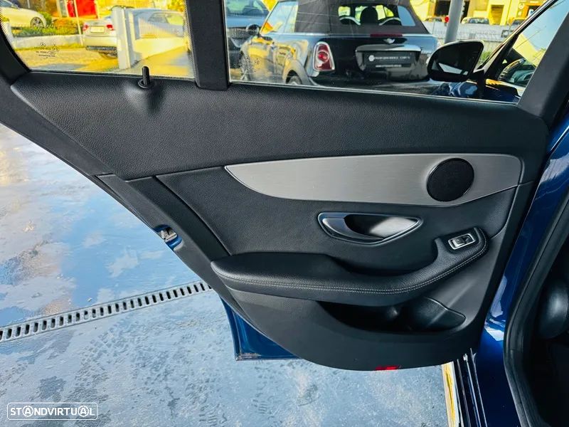 Mercedes-Benz C 220 d AMG Line - 24