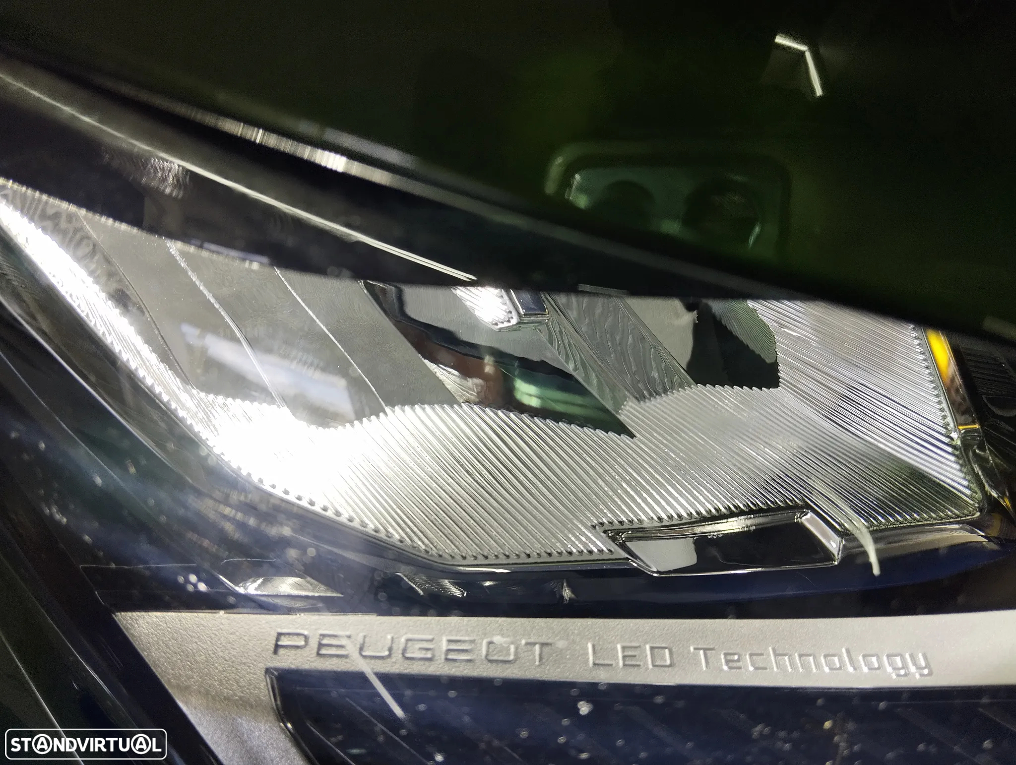 Peugeot 308 1.2 PureTech Active Pack - 12