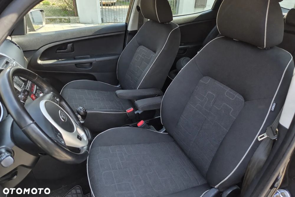 Kia Venga 1.4 Business Line - 22