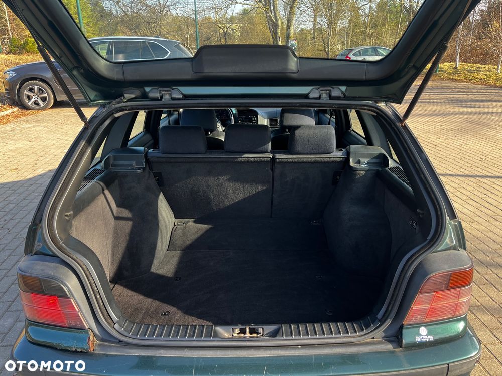 BMW Seria 3 - 12