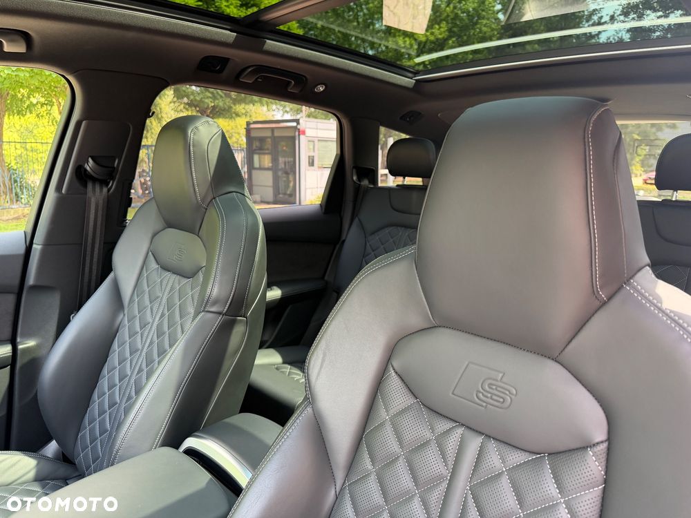 Audi Q7 60 TFSI e Quattro S Line Tiptr - 23