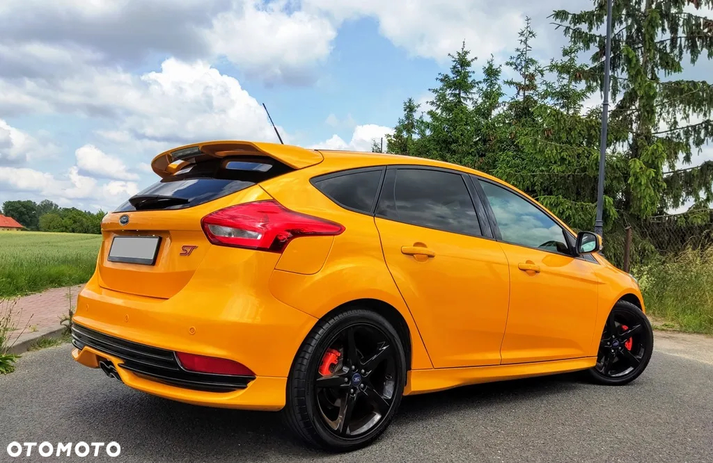 Ford Focus ST - 4
