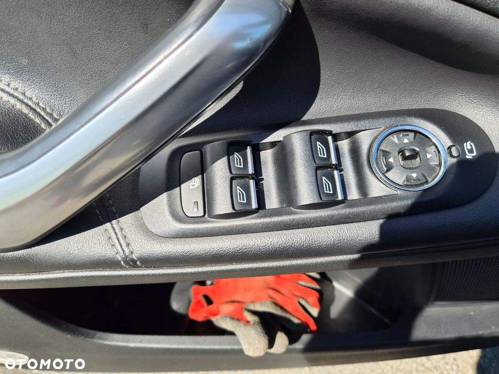Ford Mondeo - 10