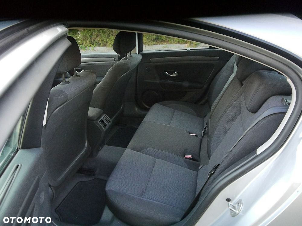 Renault Laguna 2.0 Authentique - 27