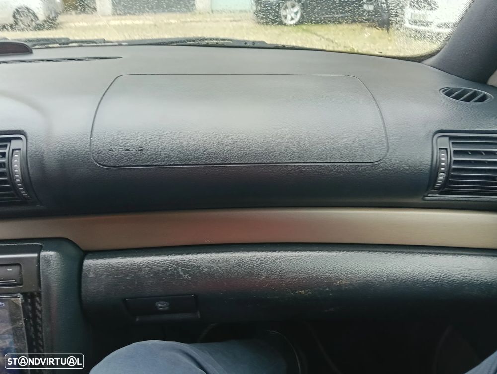 Audi A4 Avant 1.9 TDI Attraction - 27