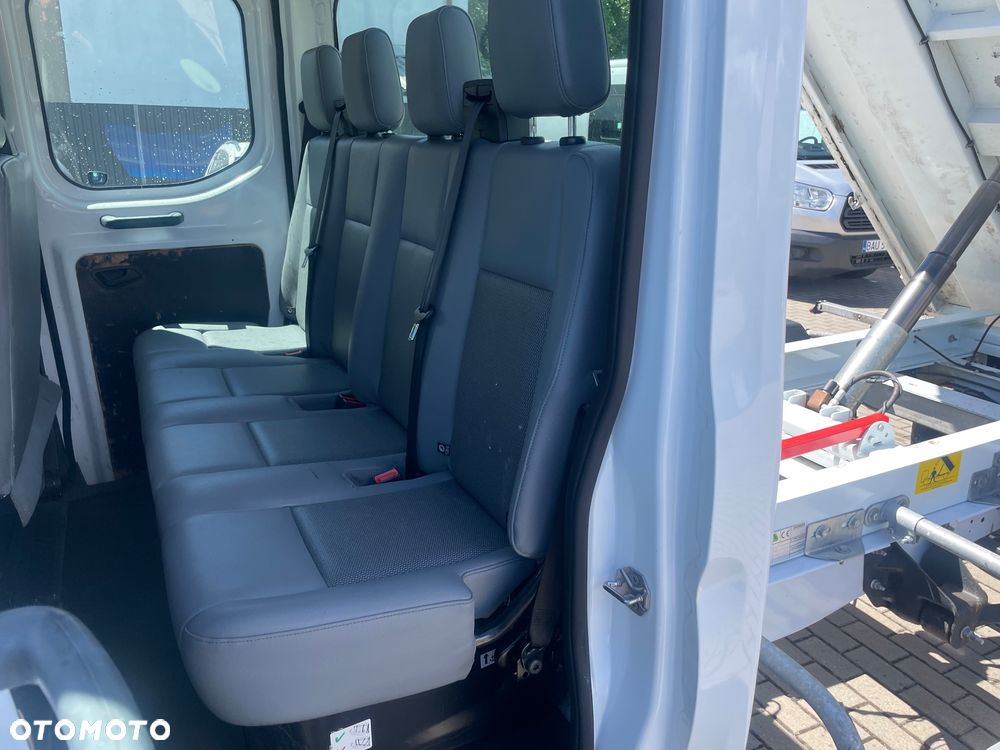 Ford Transit - 28