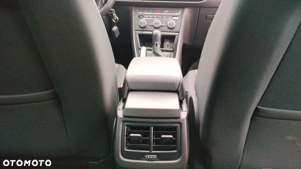 Seat Leon 2.0 TDI DPF Start&Stop DSG Style - 32