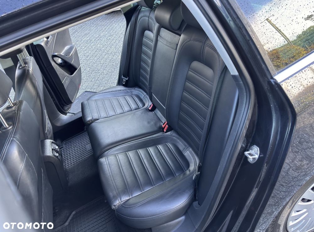 Volkswagen Passat 2.0 TDI DPF DSG Comfortline - 9