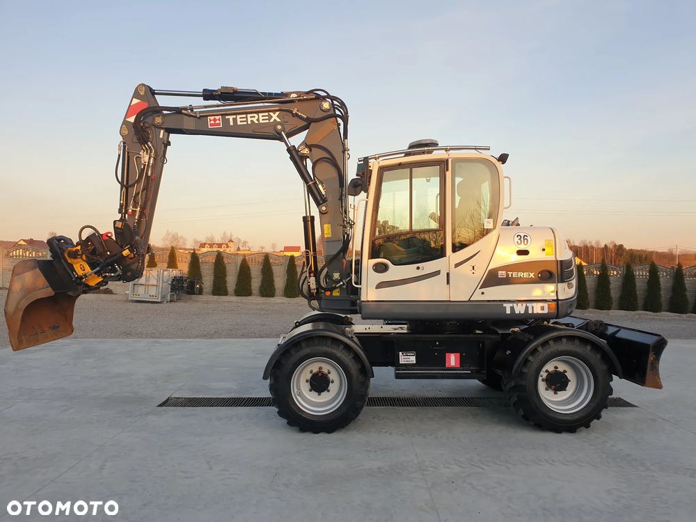 Terex TW 110 ROTOTILT/SZCZYPCE 3-ŁYŻKI SPROWADZONY PIĘKNY STAN - 2
