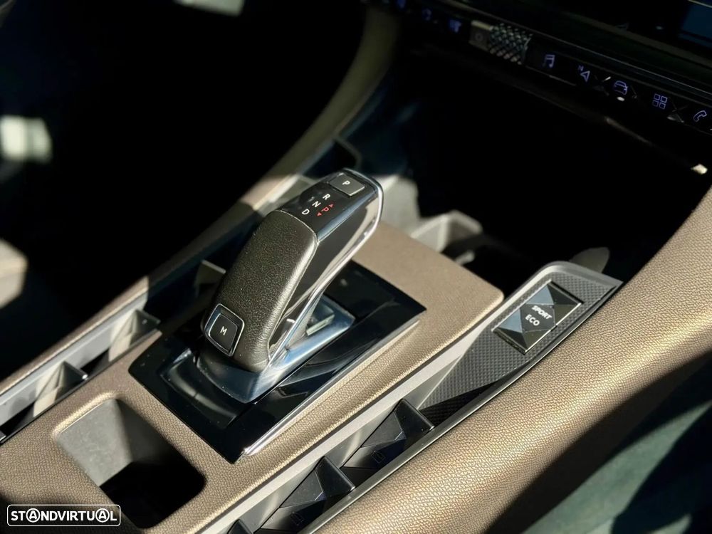 DS DS7 Crossback - 20