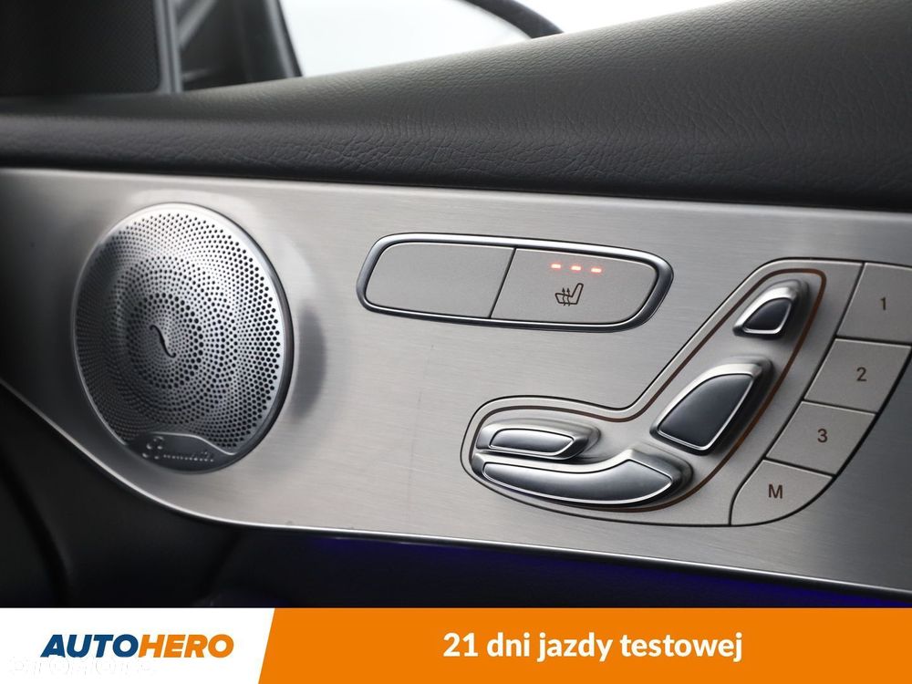 Mercedes-Benz GLC - 38