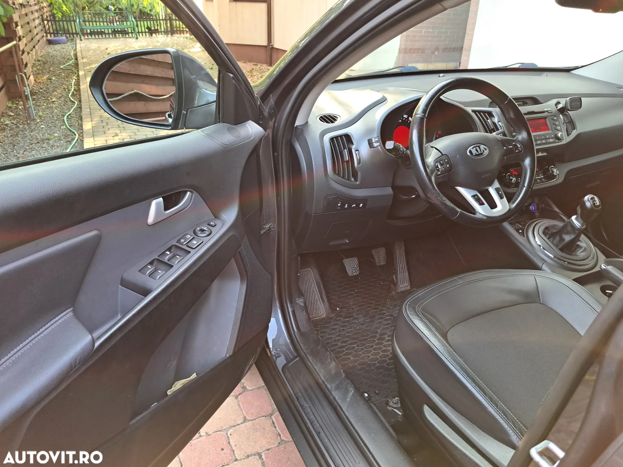 Kia Sportage 2.0 DSL MT 4x4 PREMIUM - 3
