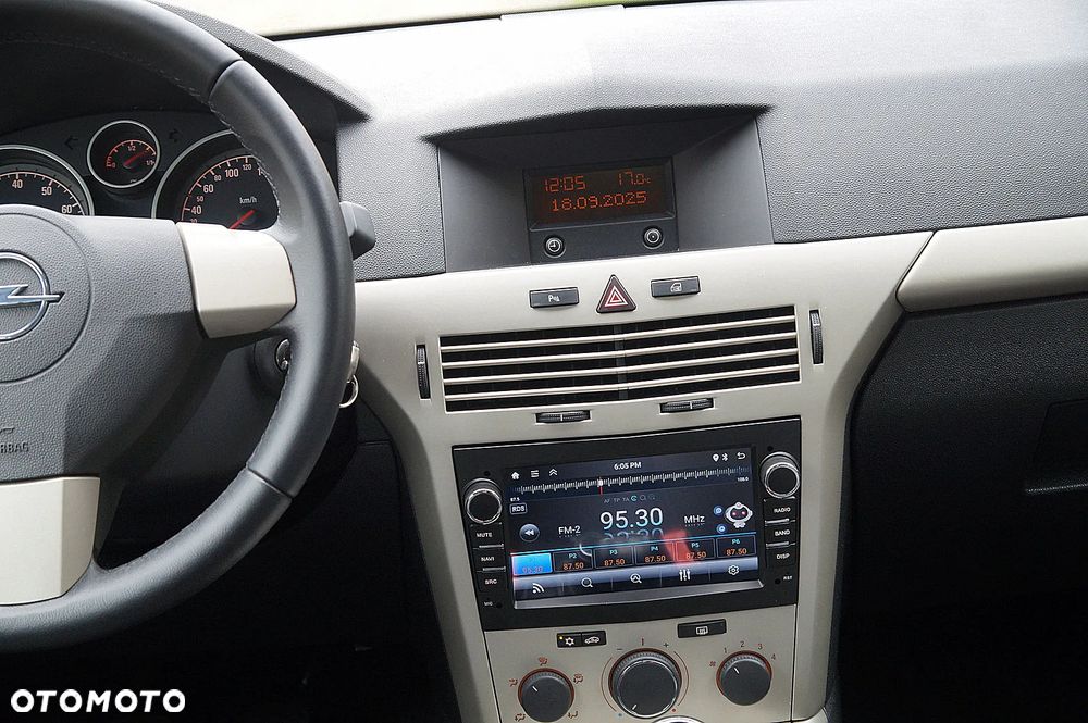 Opel Astra GTC 1.4 Edition - 13