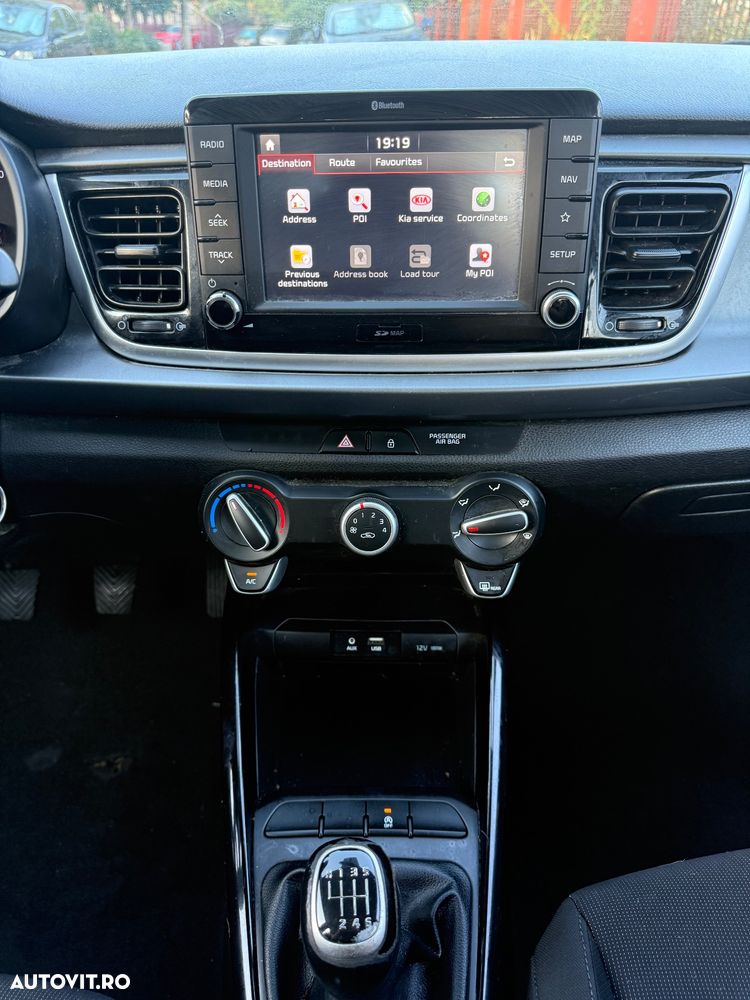 Kia Rio - 9
