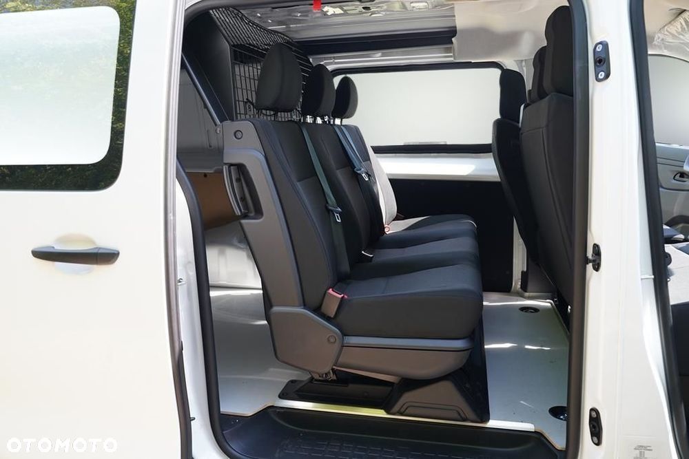 Opel Vivaro 2.2 CDTI XL 3,1t (brygadówka) - 7