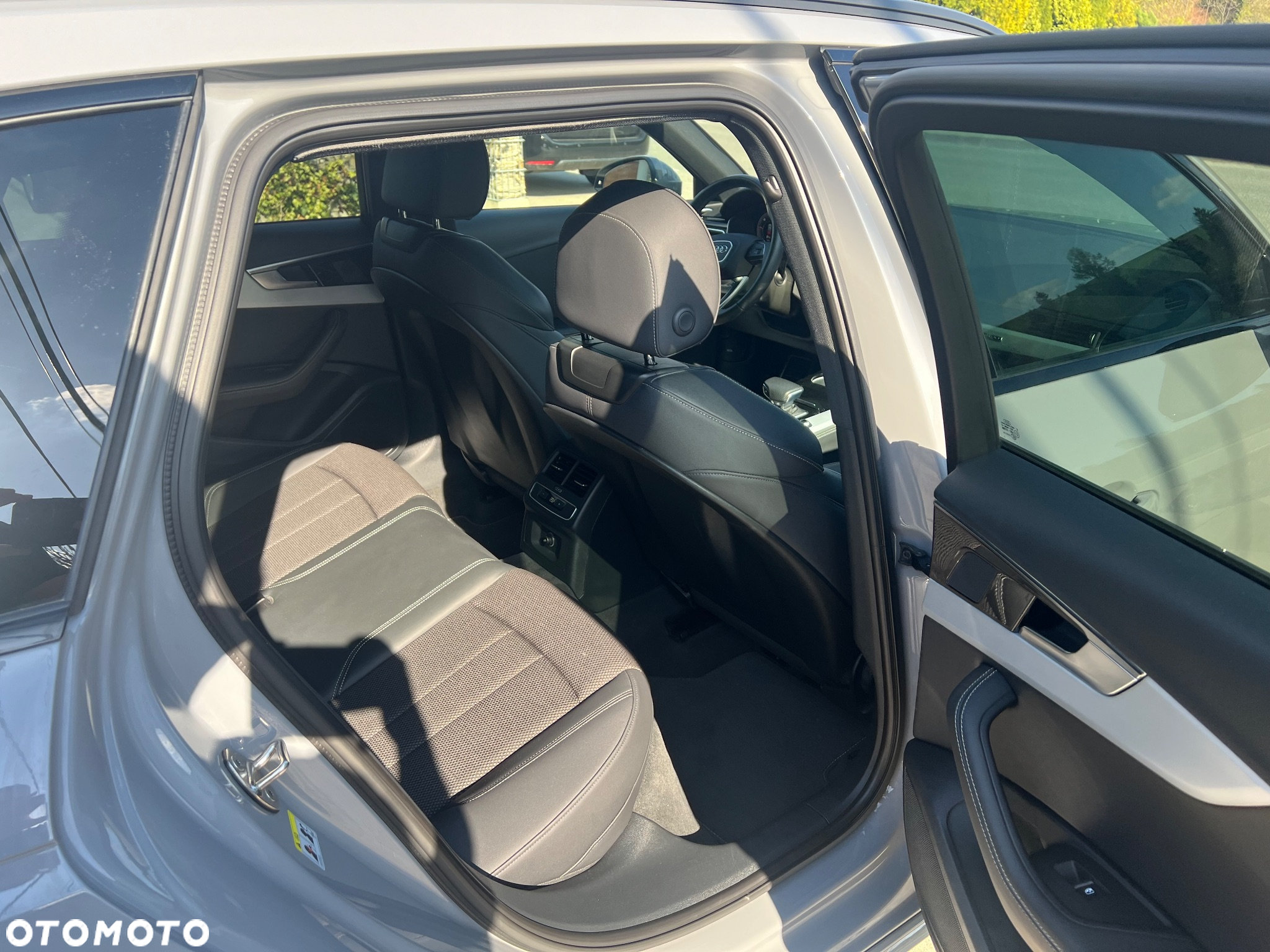 Audi A4 Avant 40 TDI quattro S tronic S line - 36