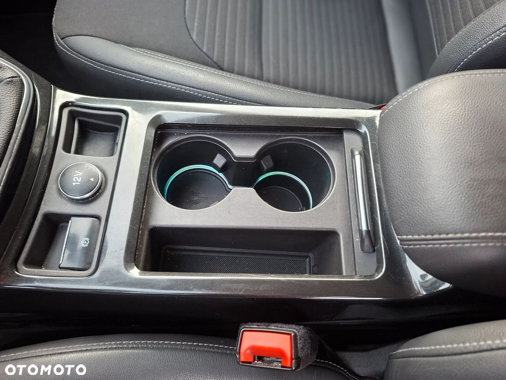 Ford Kuga 2.0 TDCi 4x4 Titanium - 13