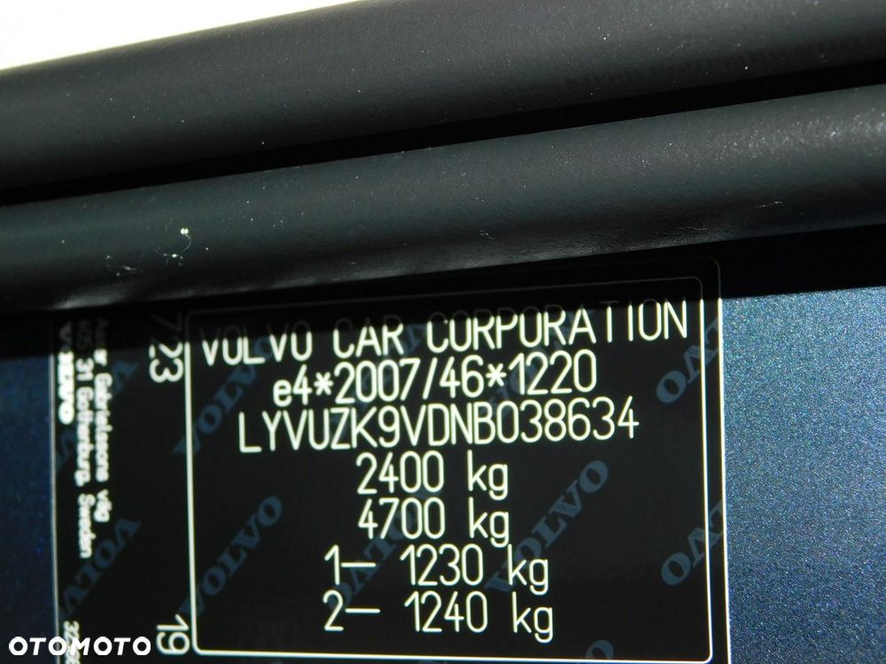 Volvo XC 60 B4 B Geartronic Momentum Pro - 23