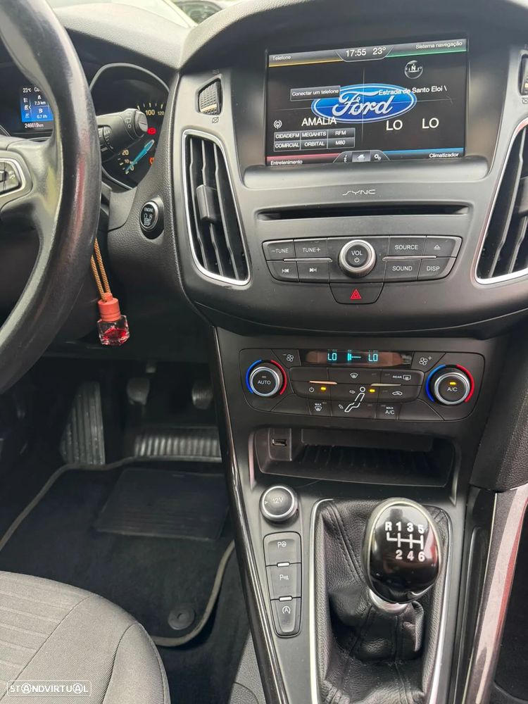 Ford Focus SW 1.5 TDCi Titanium - 7