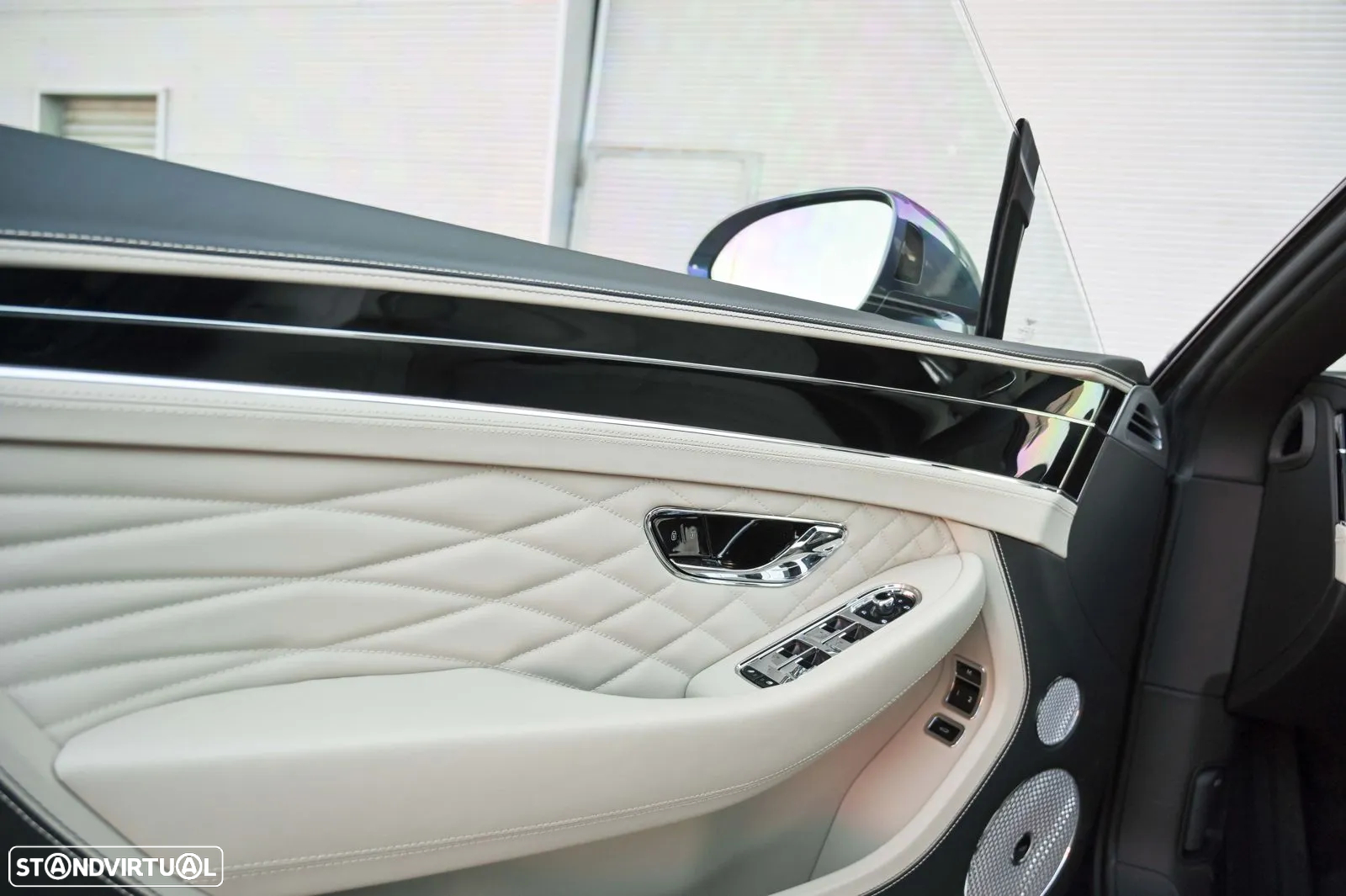 Bentley Continental Cabrio GT V8 Azure - 9