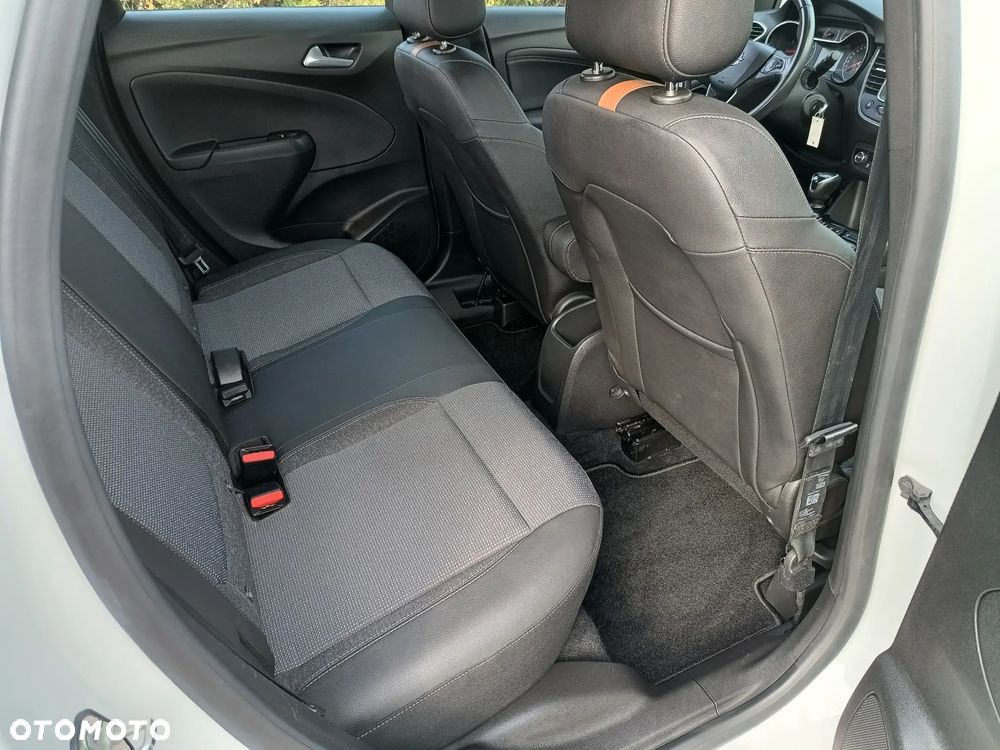 Opel Crossland X - 14