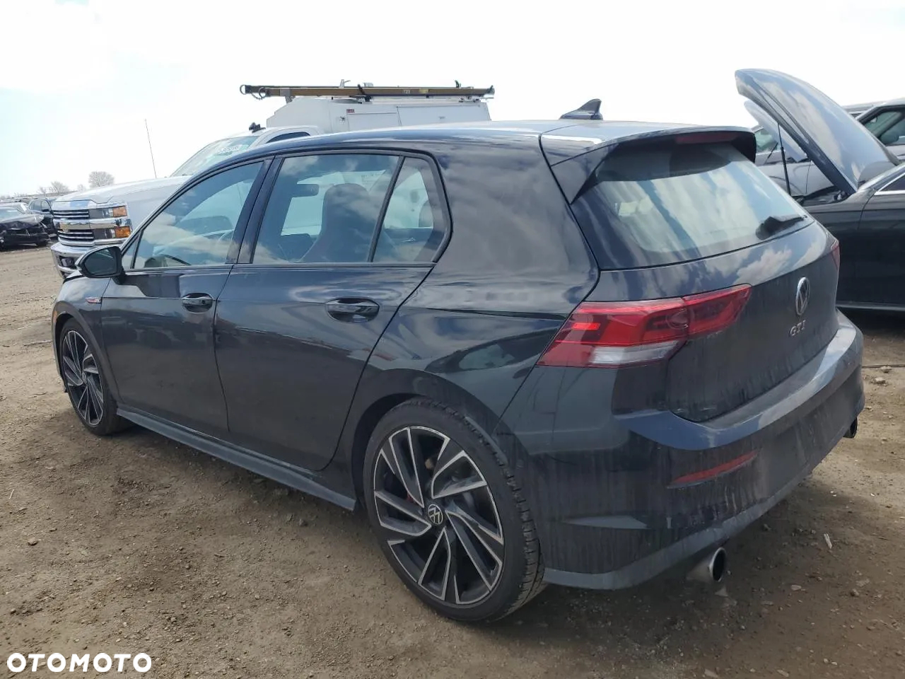 Volkswagen Golf - 5