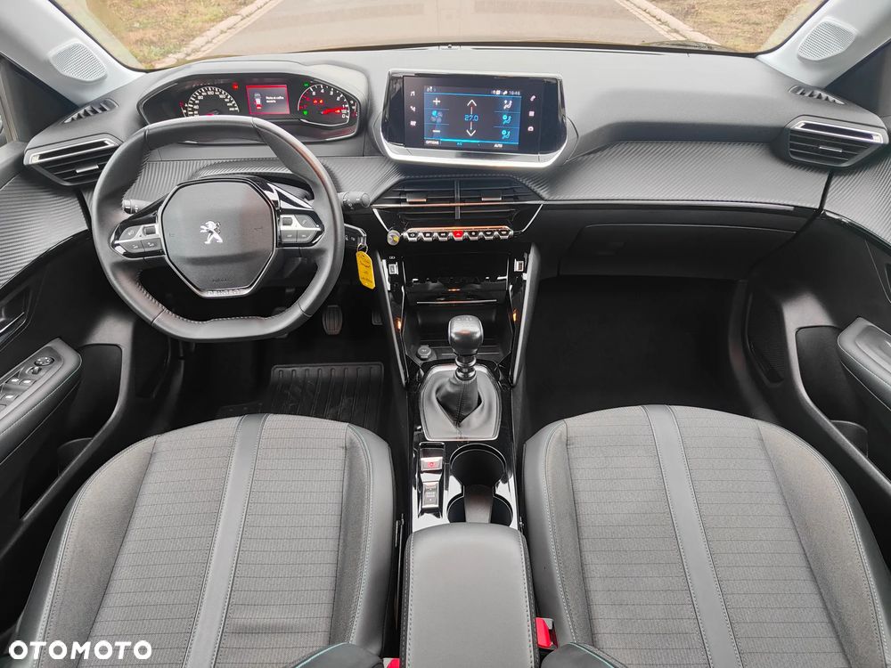 Peugeot 208 PureTech 100 Allure - 11