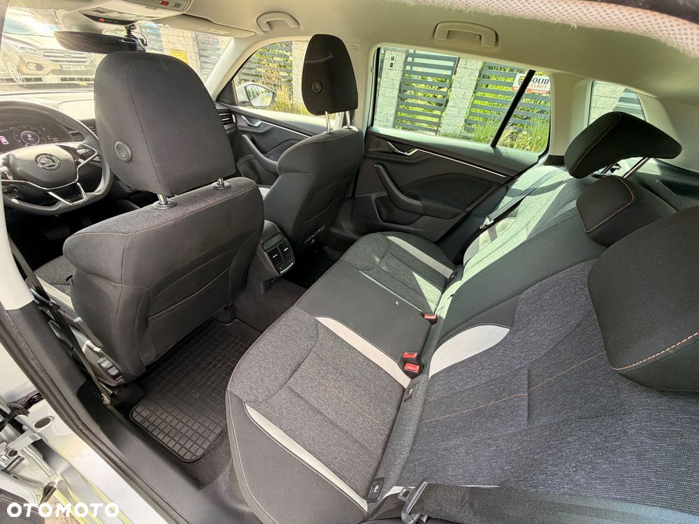 Skoda Kamiq 1.0 TSI Style DSG - 11