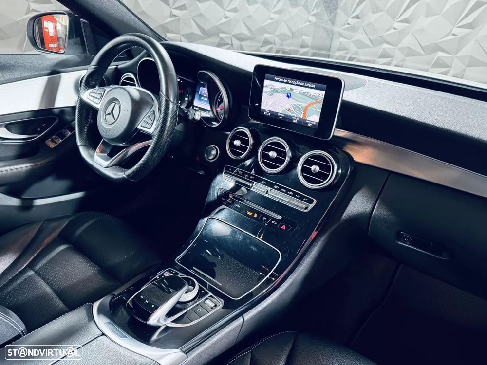 Mercedes-Benz C 300 BlueTEC Hybrid AMG Line - 24