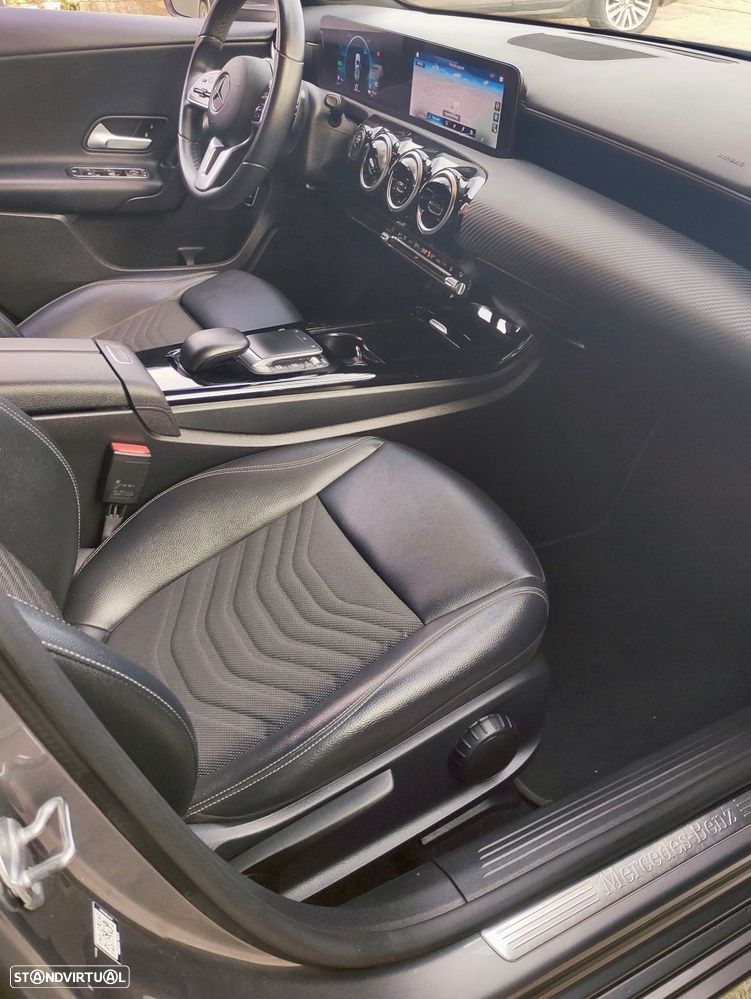 Mercedes-Benz A 250 e Style Plus - 19