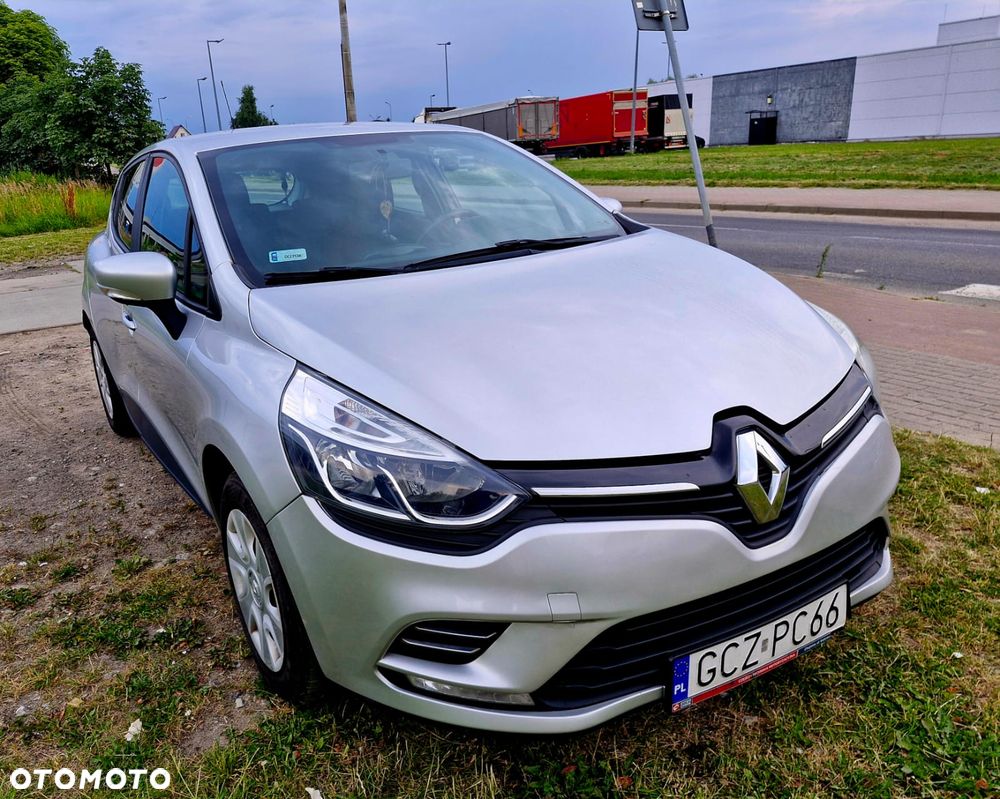 Renault Clio 1.2 16V Alize - 1