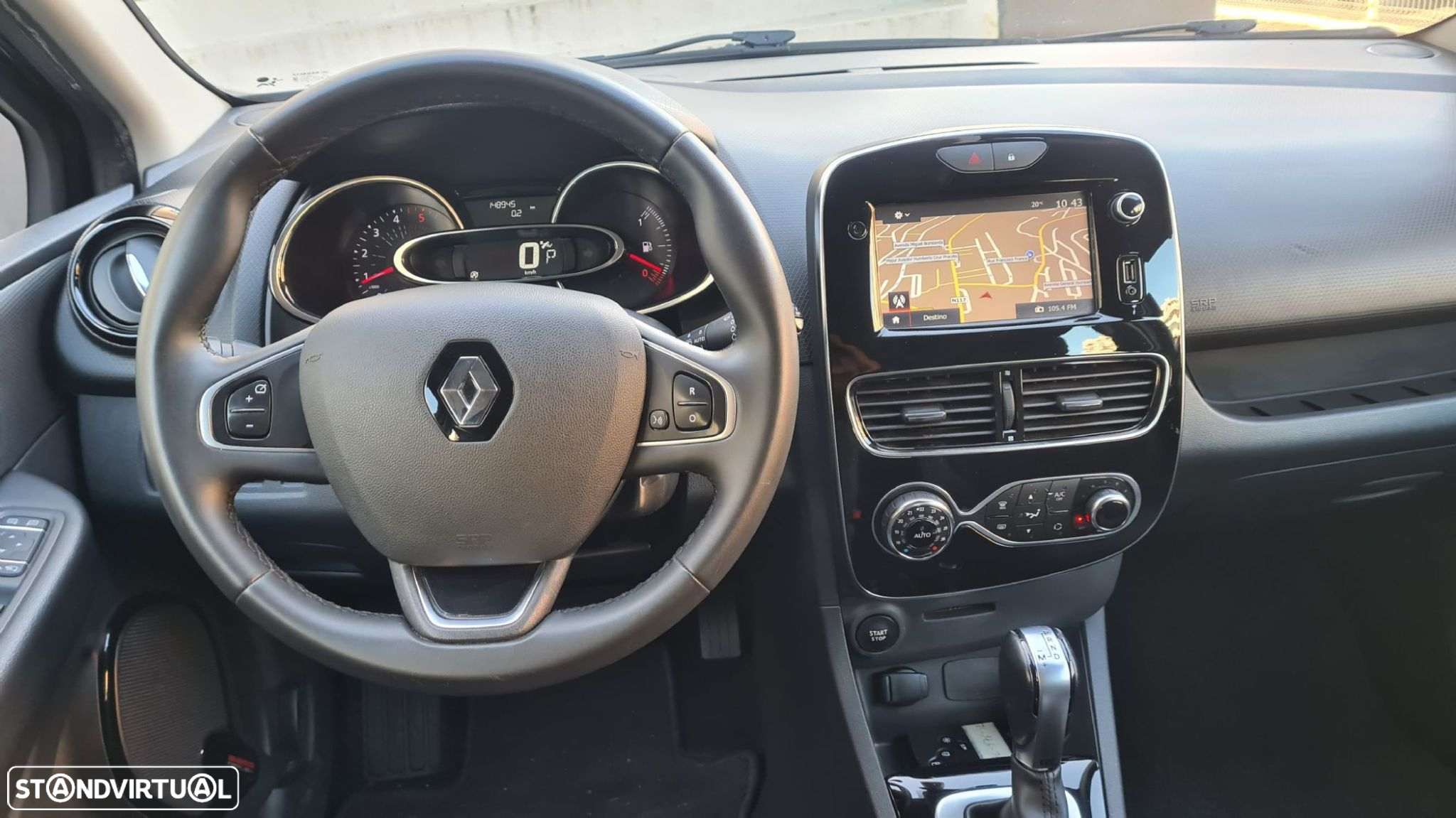 Renault Clio Sport Tourer - 13