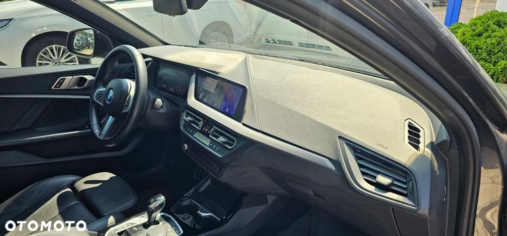 BMW Seria 1 118d Edition M Sport Shadow - 19